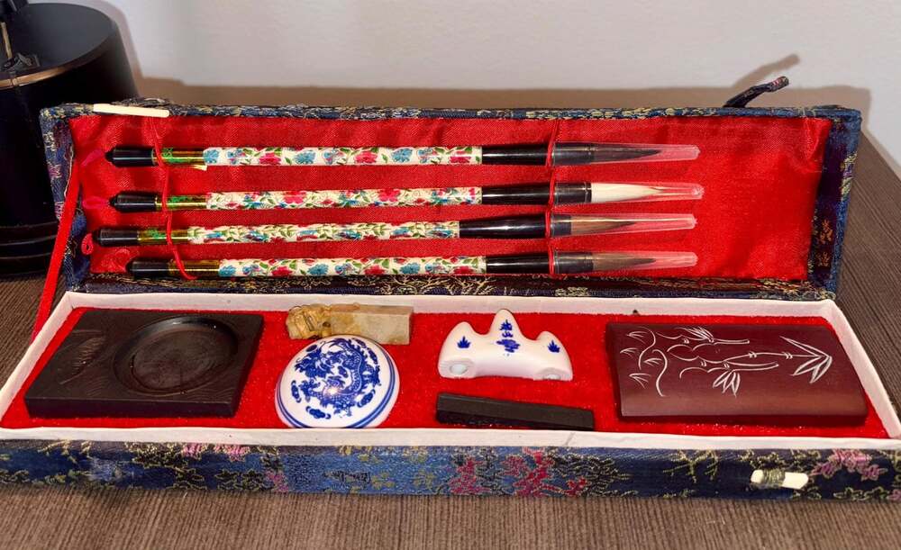 Unleash Your Inner Artist with this Complete Chinese Calligraphy & Painting Set!